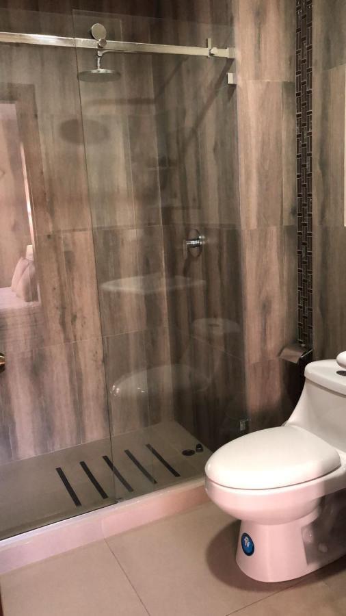 Hotel En El Centro Historico クエンカ エクステリア 写真